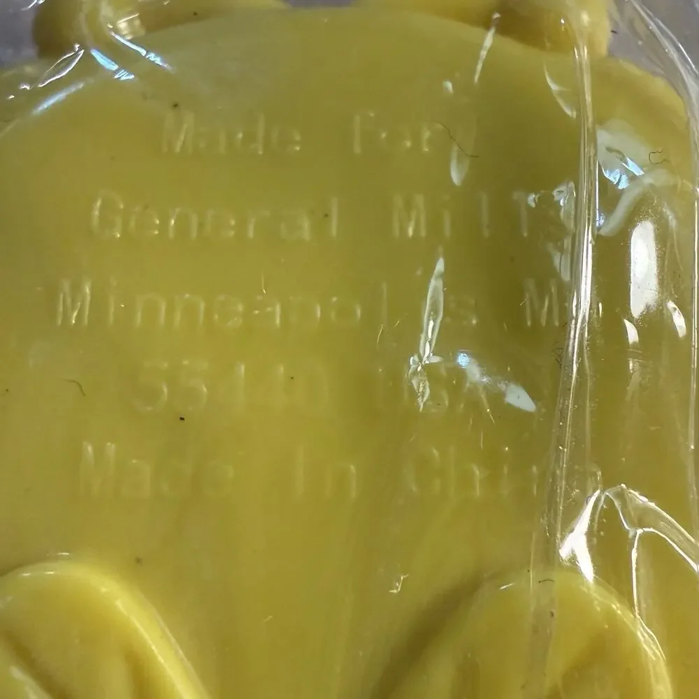 Buzz the Honey Bee General Mills Cereal Squad Toy Prize Honey Nut Cheerios